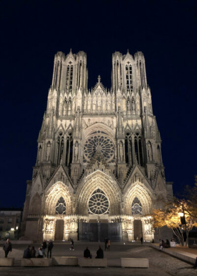 La cathédrale Notre Dame de Reims la nuit